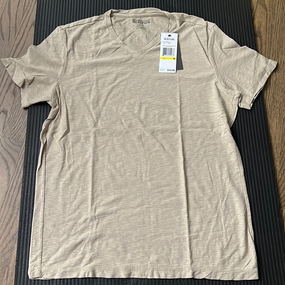 Kenneth Cole Reaction Vneck Tee Taupe Tan Nude - Picture 1 of 3